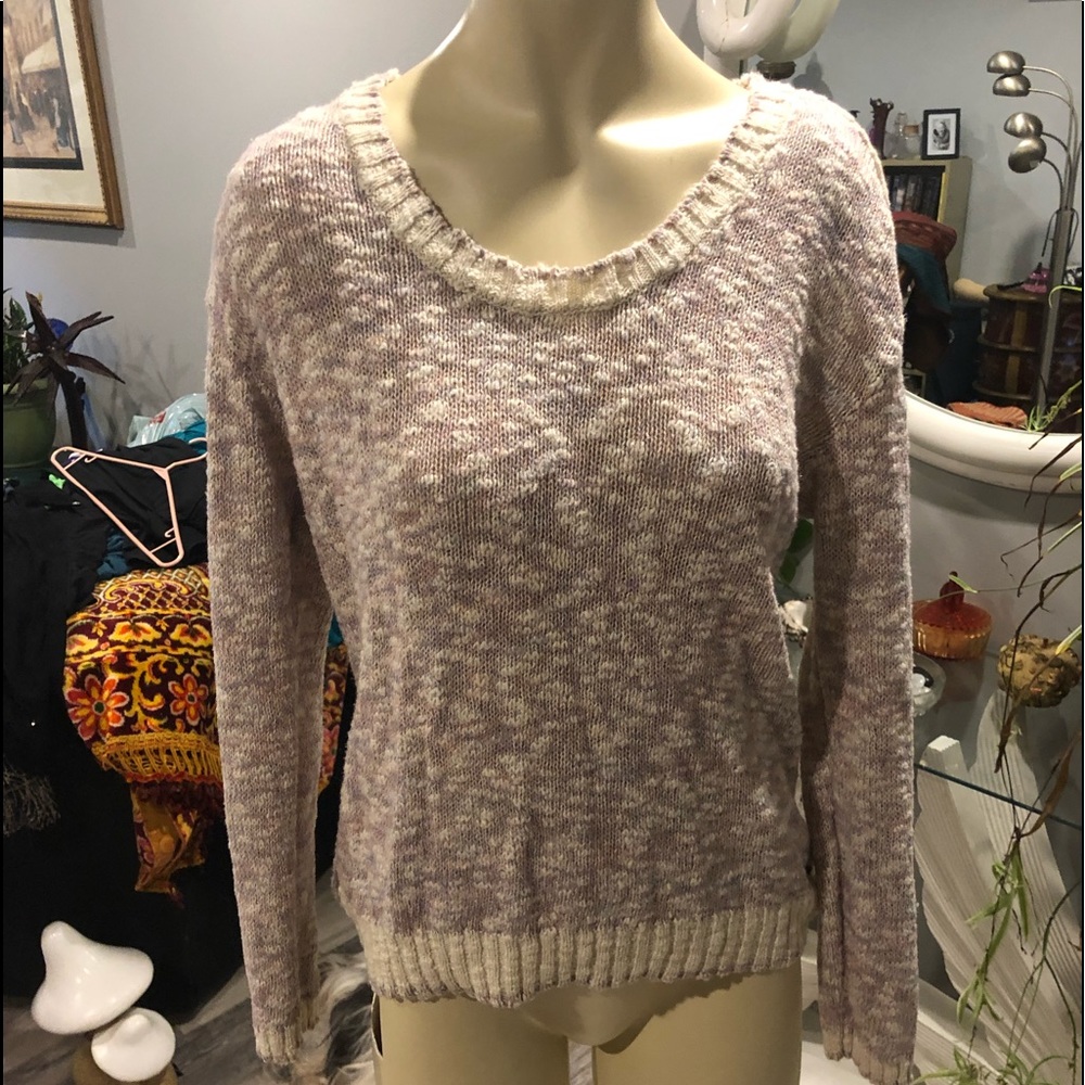 O’Neil long sleeve light sweater